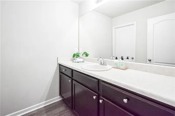 $2,350 | 158 Townview Drive, Woodstock, GA 30189