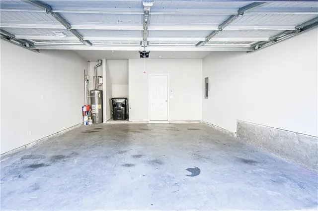 $2,350 | 158 Townview Drive, Woodstock, GA 30189