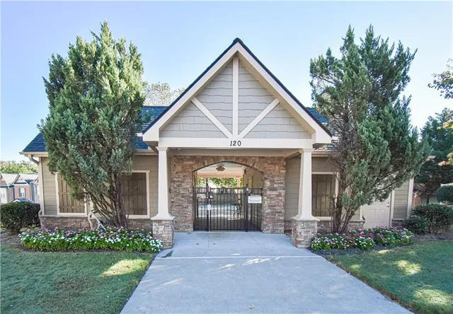 $2,350 | 158 Townview Drive, Woodstock, GA 30189