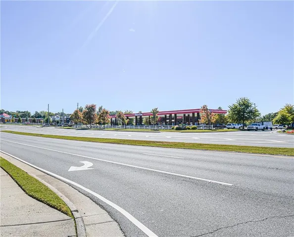 $2,350 | 158 Townview Drive, Woodstock, GA 30189