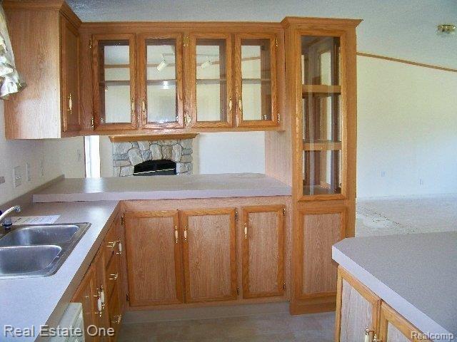 2068 Houser Road Holly, MI 48442 - Photo 9 of 20 Kitchen