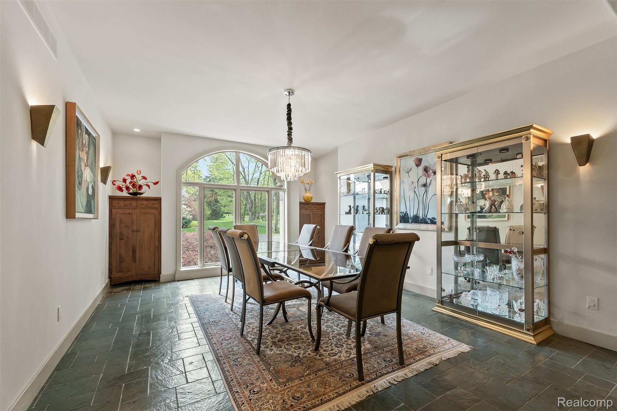 1800 Tiverton Road Bloomfield Hills, MI 48304 - Photo 19 of 56 30-Tiverton-34.jpg