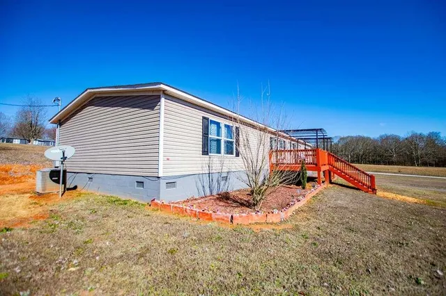 $359,900 | 450 Glenloch Road, Roopville, GA 30170