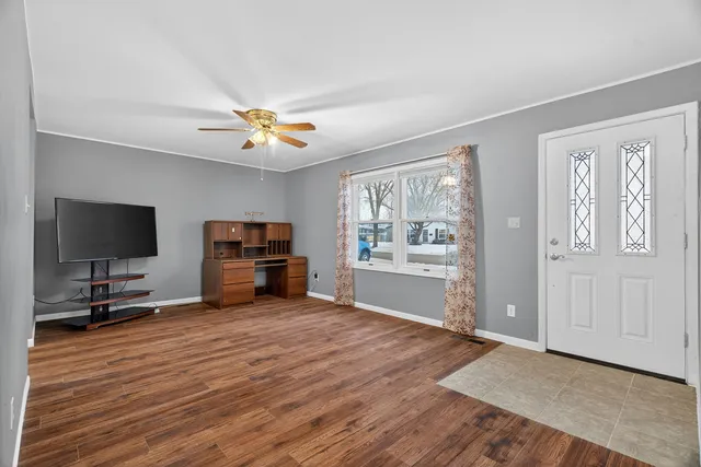 $240,000 | 2304 Cypress Lane, Joliet, IL 60435