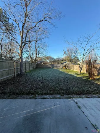 $1,550 | 18674 Jefferson Highway, St. George, LA 70817