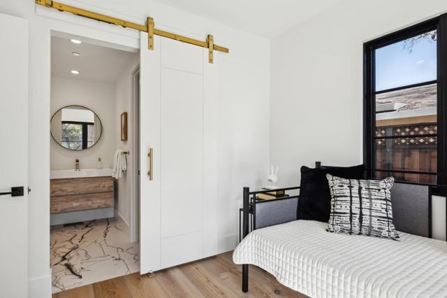 $4,998,888 | 2018 Sand Hill Road, Menlo Park, CA 94025