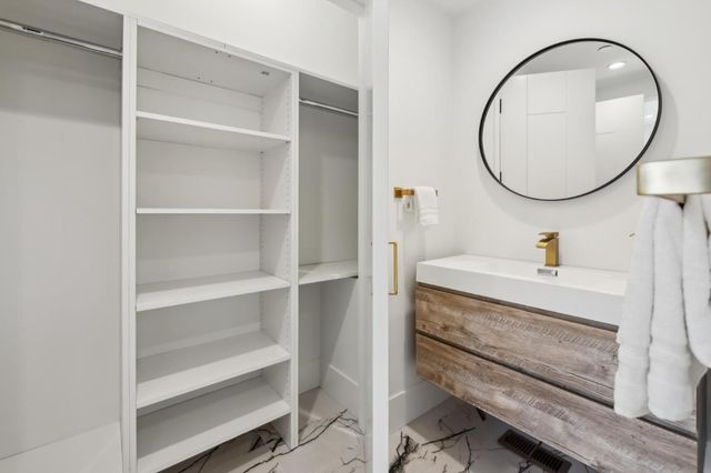 $4,998,888 | 2018 Sand Hill Road, Menlo Park, CA 94025