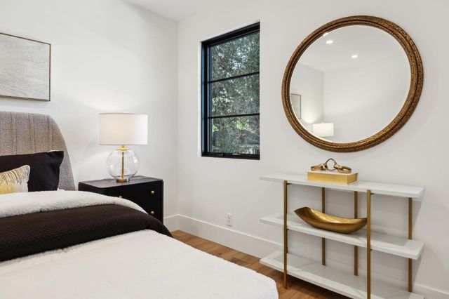 $4,998,888 | 2018 Sand Hill Road, Menlo Park, CA 94025