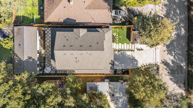 $4,998,888 | 2018 Sand Hill Road, Menlo Park, CA 94025