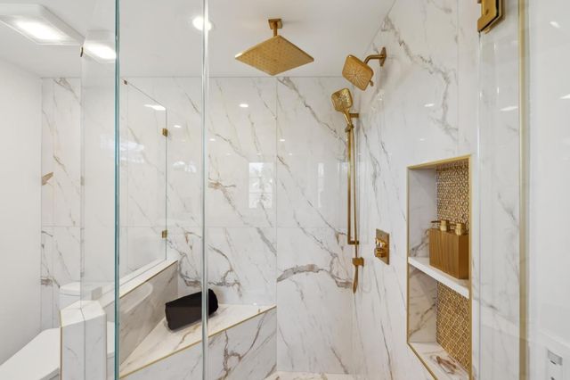 $4,998,888 | 2018 Sand Hill Road, Menlo Park, CA 94025