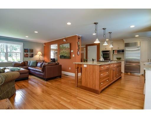 8 Orchard Road Ashland, MA 01721 - Photo 7 of 40