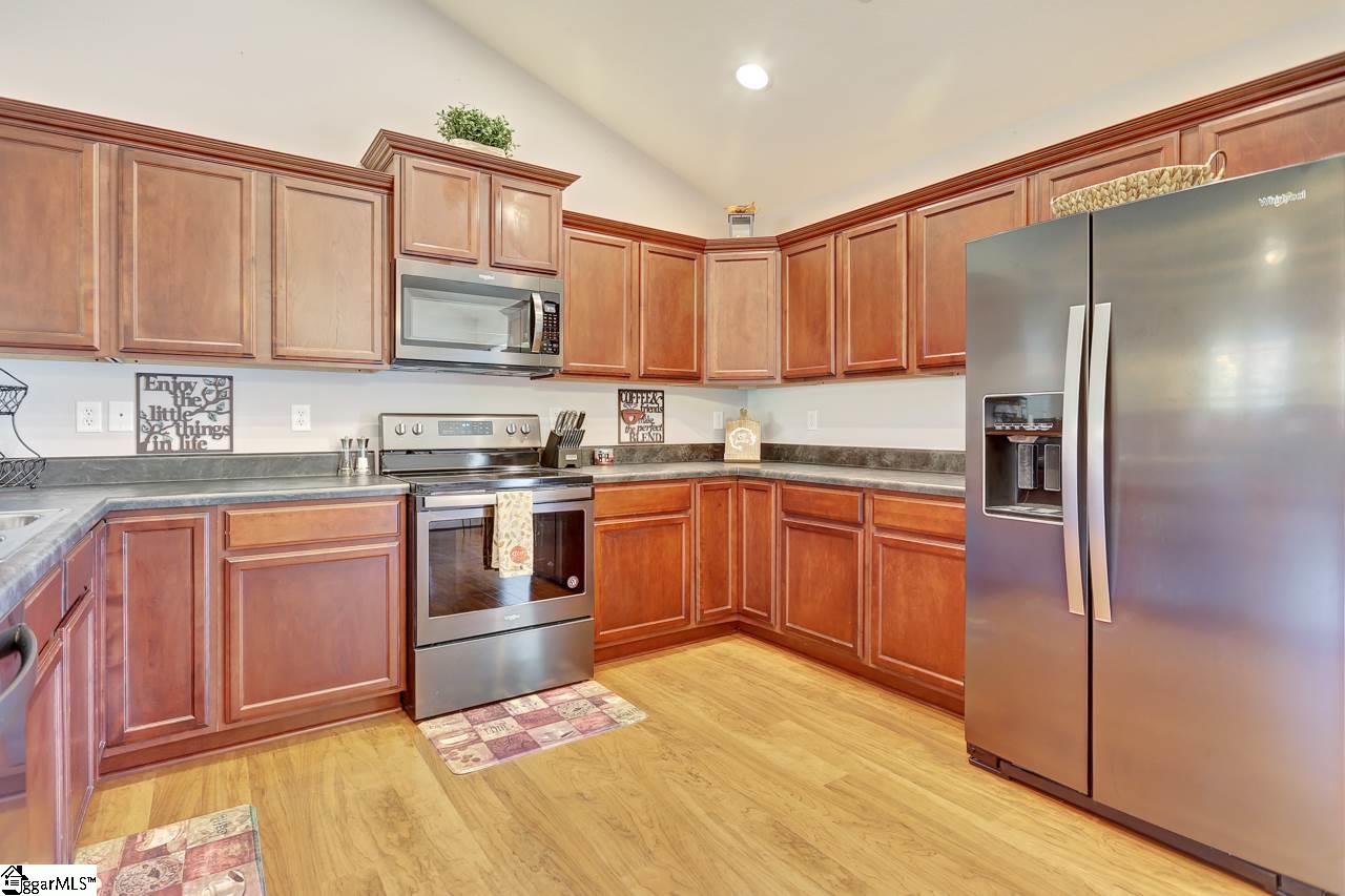 369 Silver Lake Road Duncan, SC 29334 - Photo 11 of 35 Gallery Image 11