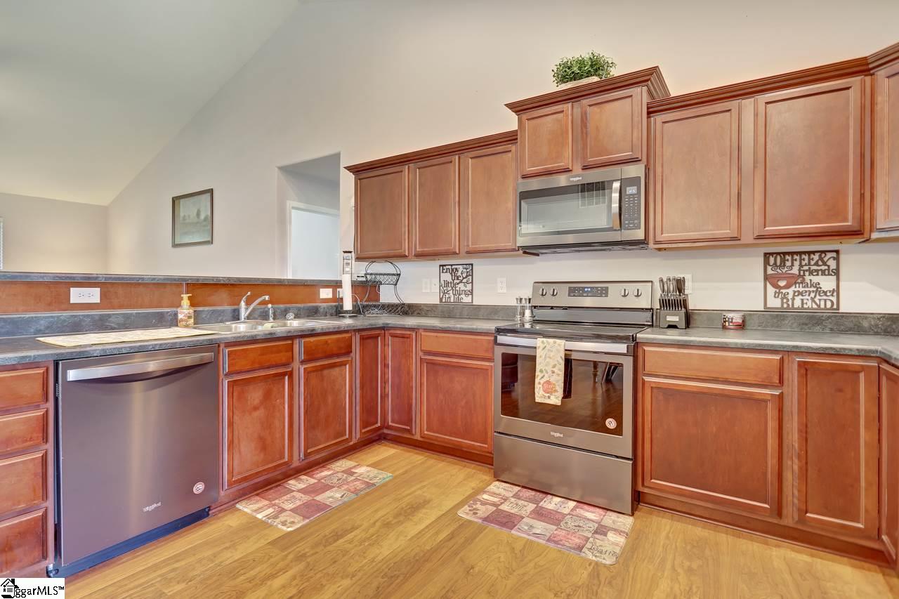 369 Silver Lake Road Duncan, SC 29334 - Photo 12 of 35 Gallery Image 12