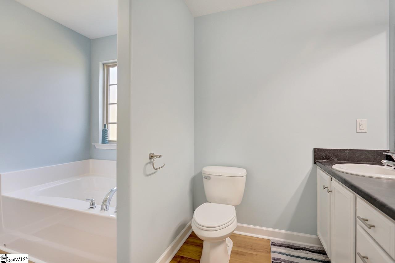 369 Silver Lake Road Duncan, SC 29334 - Photo 17 of 35 Gallery Image 17