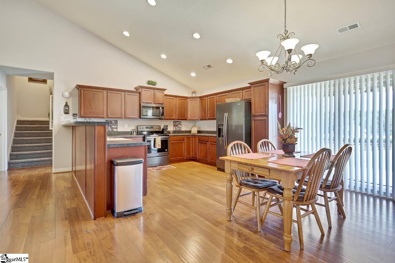 369 Silver Lake Road Duncan, SC 29334 - Photo 10 of 35 Gallery Image 10