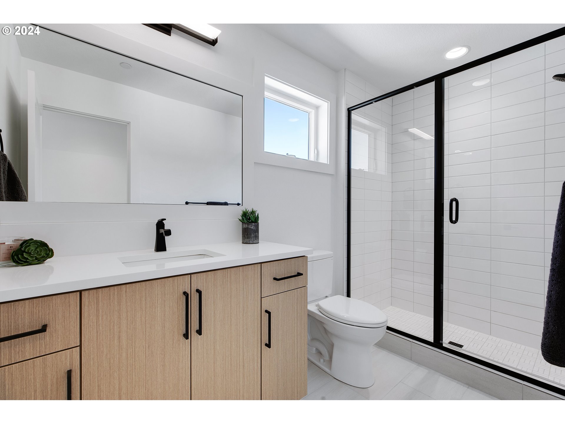 247 Southwest California Street Portland, OR 97219 - Photo 28 of 48 Gallery Image 28