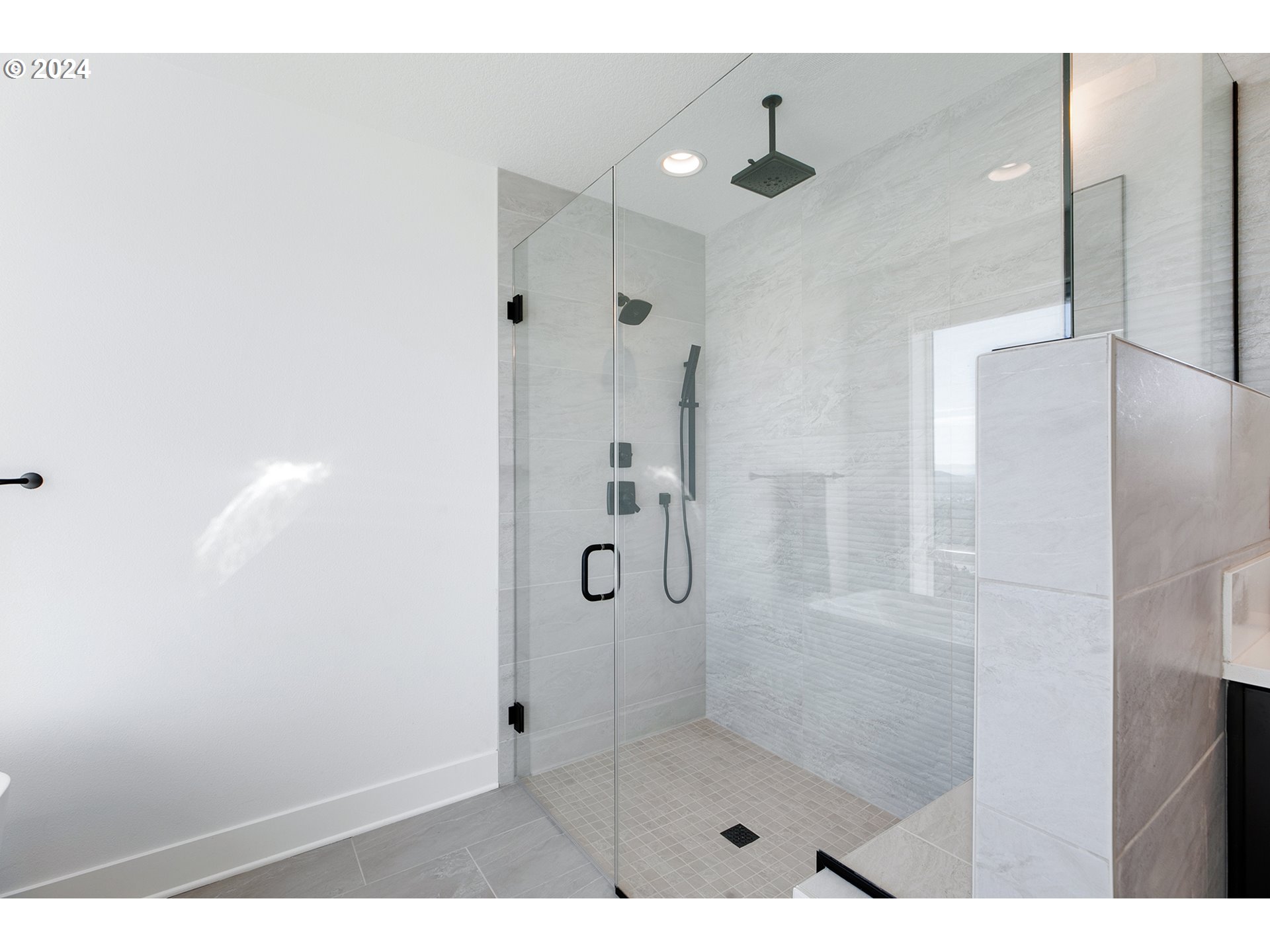 247 Southwest California Street Portland, OR 97219 - Photo 35 of 48 Gallery Image 35