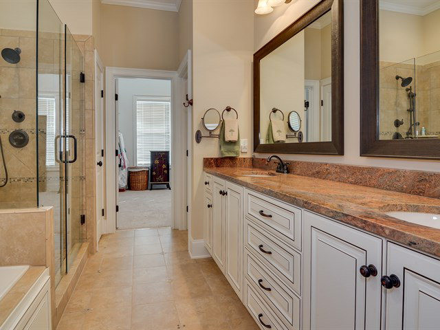 811 Long Cane Ridge Evans, GA 30809 - Photo 9 of 35 Ensuite Bath