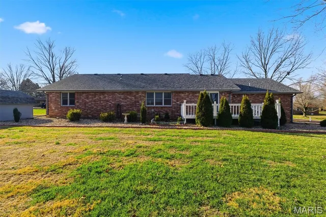 $295,000 | 1208 North Hubbard Avenue, Mountain Grove, MO 65711