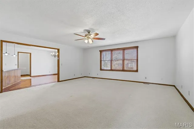 $295,000 | 1208 North Hubbard Avenue, Mountain Grove, MO 65711