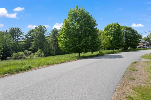 $82,000 | 18 Waters Edge Drive, Lewiston, ME 04240