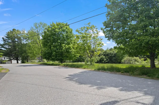 $82,000 | 18 Waters Edge Drive, Lewiston, ME 04240