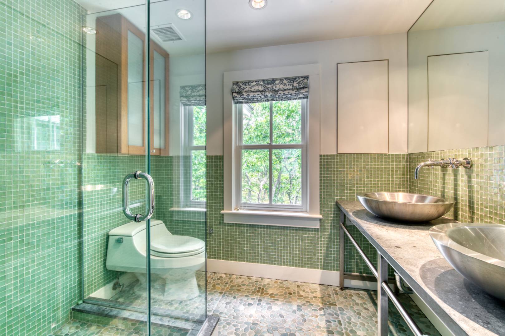 379 Town Line Road Sag Harbor, NY 11963 - Photo 15 of 25 Gallery Image 15