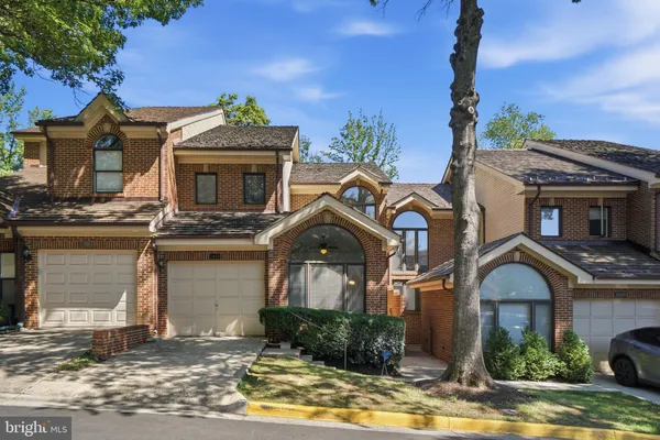 $1,250,000 | 1462 Hampton Hill Circle, McLean, VA 22101