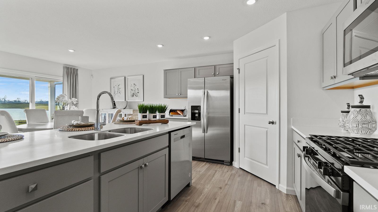 12894 Rey Cove Fort Wayne, IN 46818 - Photo 9 of 27