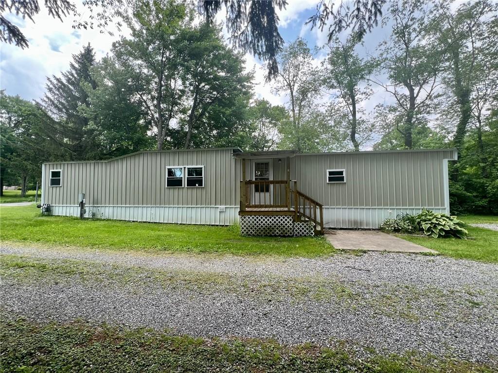 25 Coolspring Street Mercer, PA 16137 - Photo 2 of 5