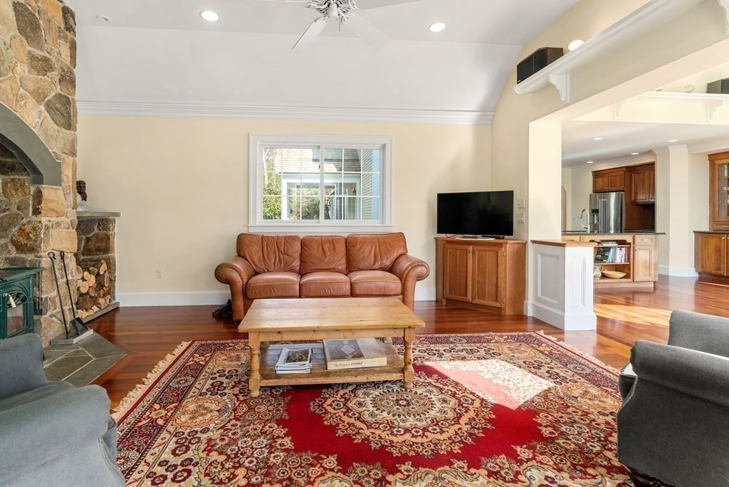 267 Dedham Street Dover, MA 02030 - Photo 15 of 42