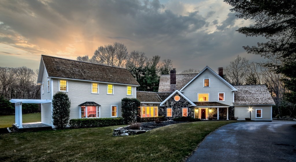 267 Dedham Street Dover, MA 02030 - Photo 2 of 42