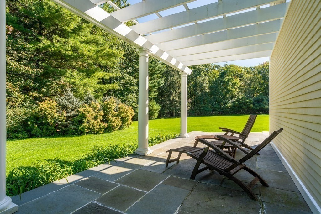 267 Dedham Street Dover, MA 02030 - Photo 30 of 42