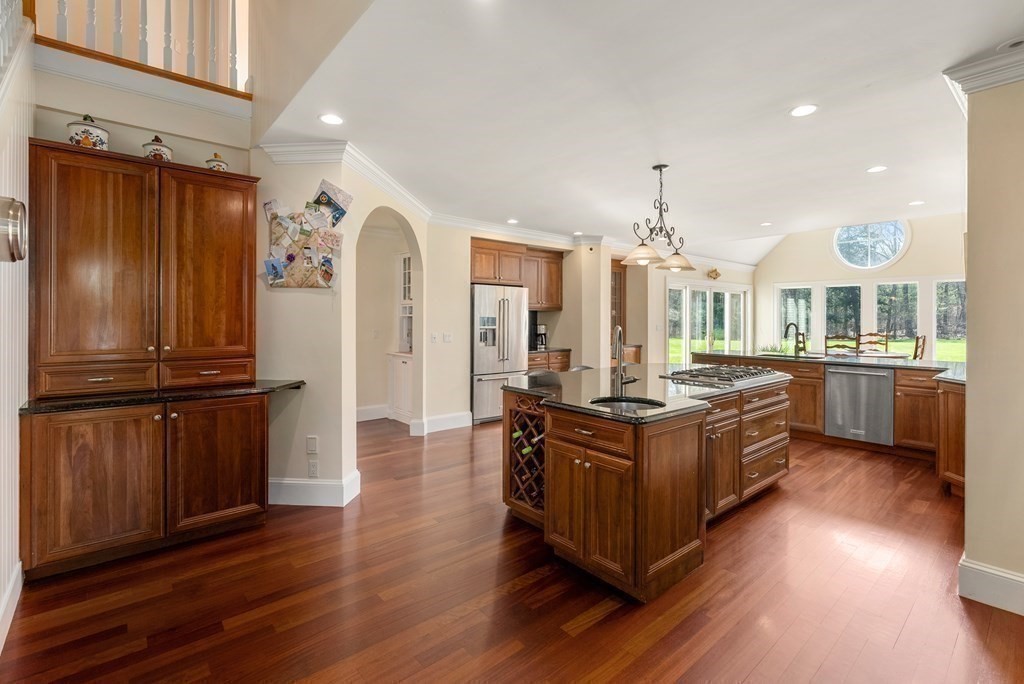 267 Dedham Street Dover, MA 02030 - Photo 9 of 42