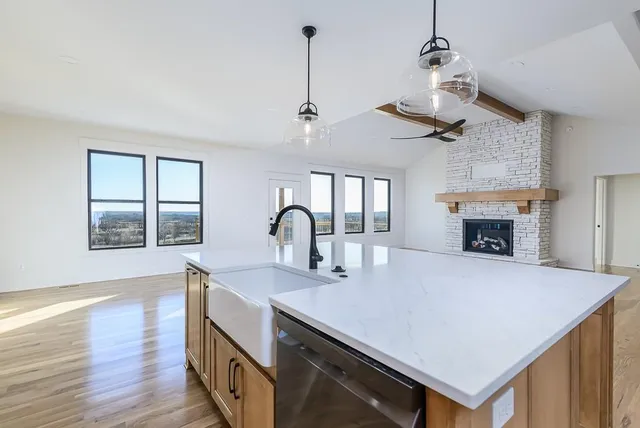 $692,100 | 1628 East 63 Road, Lecompton, KS 66050