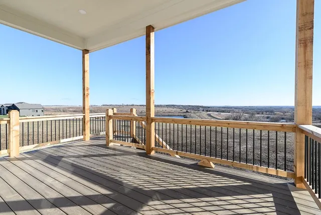 $692,100 | 1628 East 63 Road, Lecompton, KS 66050