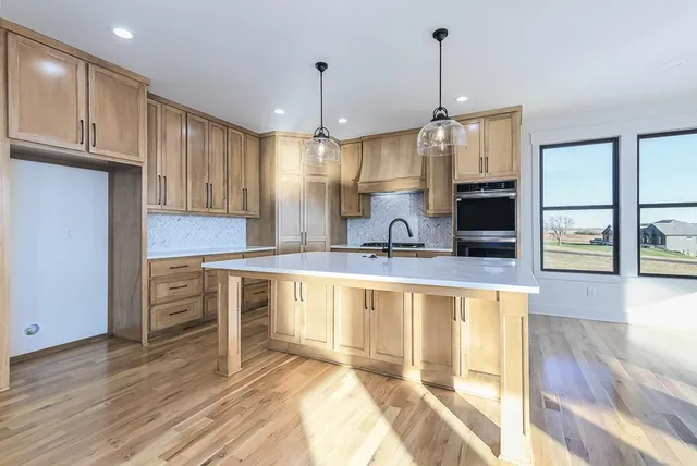 $692,100 | 1628 East 63 Road, Lecompton, KS 66050