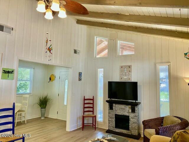 1633 Gause Landing Road Southwest Ocean Isle Beach, NC 28469 - Photo 5 of 20 Living room