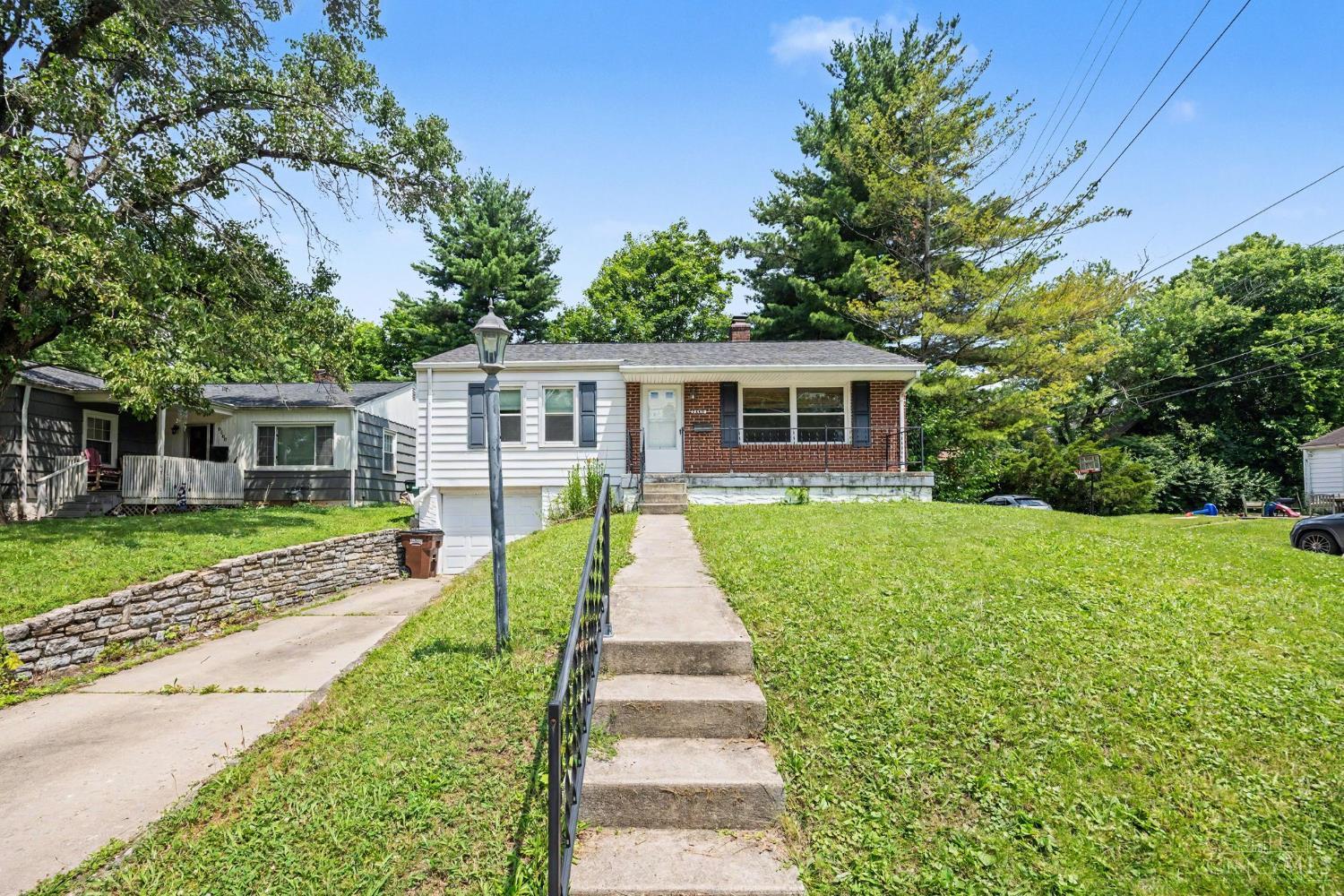 6480 Ridgefield Drive Cincinnati, OH 45224 - Photo 1 of 22