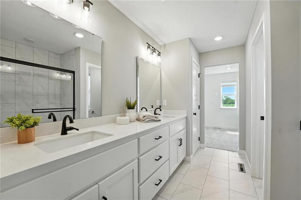 19513 Barstow Street Spring Hill, KS 66083 - Photo 14 of 49