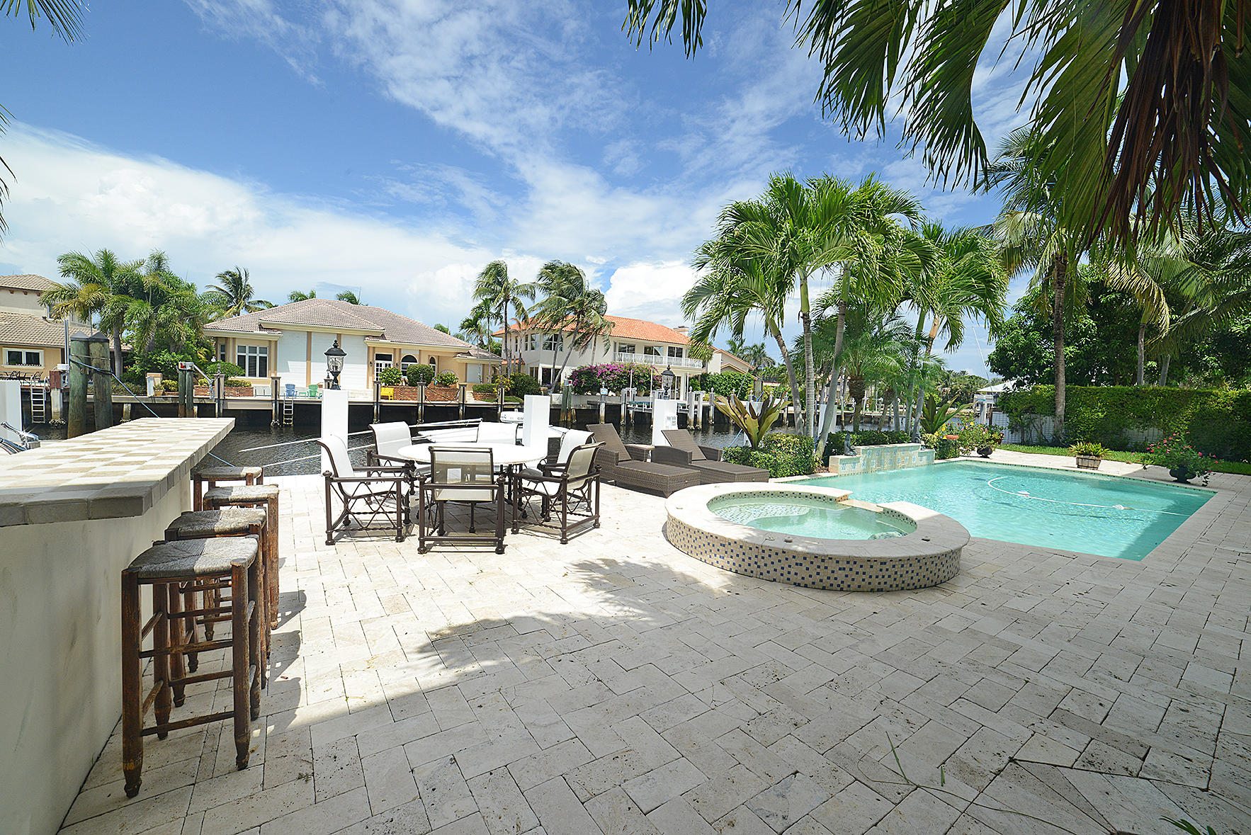 955 Iris Drive Delray Beach, FL 33483 - Photo 15 of 32 Pool / Patio