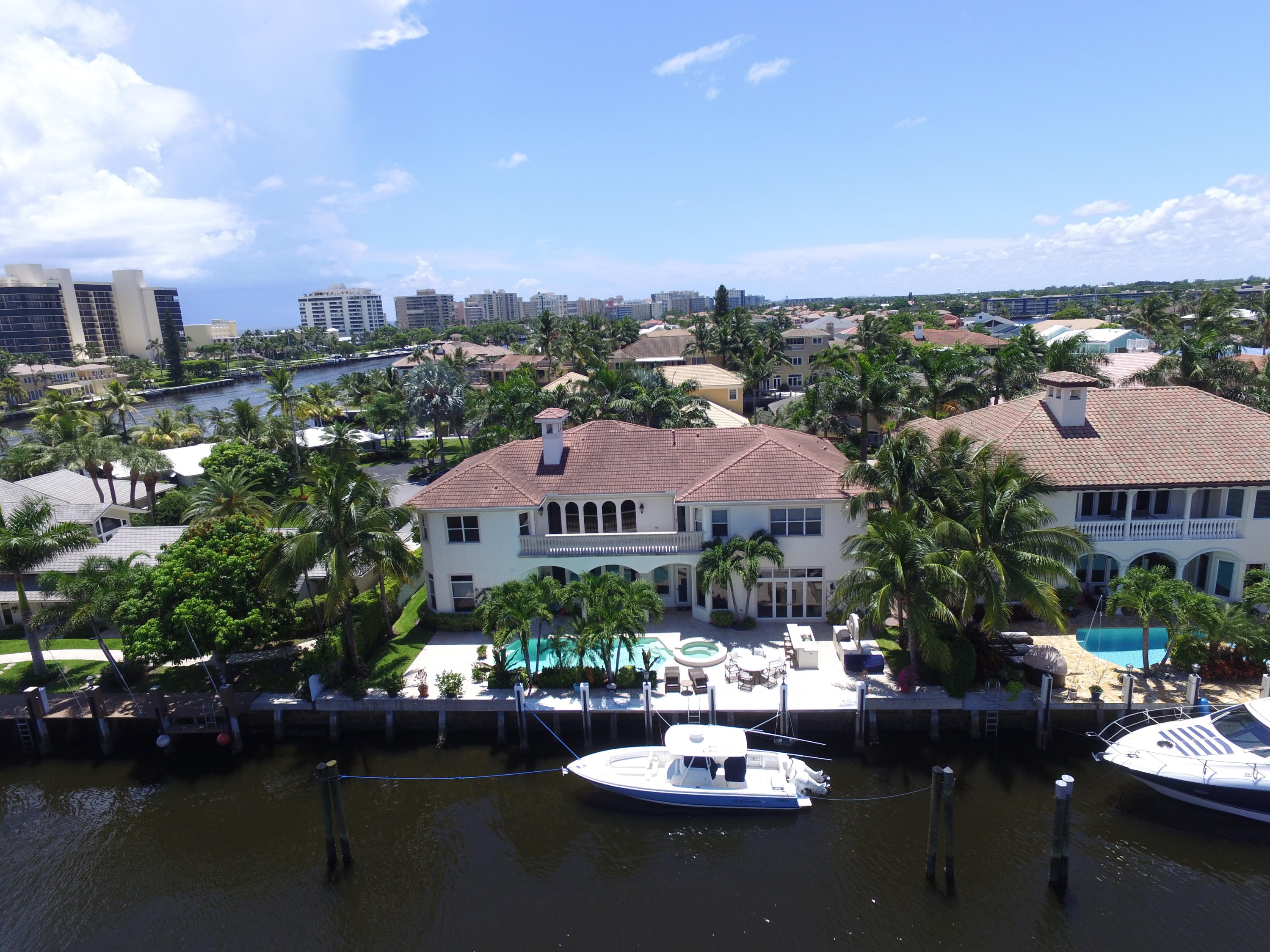 955 Iris Drive Delray Beach, FL 33483 - Photo 23 of 32 Back View