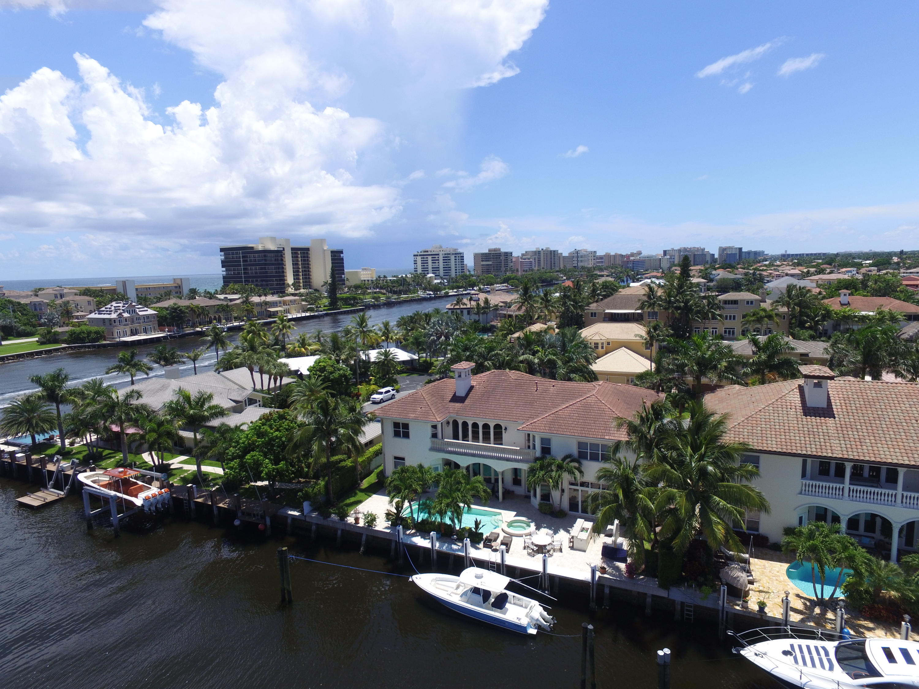 955 Iris Drive Delray Beach, FL 33483 - Photo 24 of 32 Back View