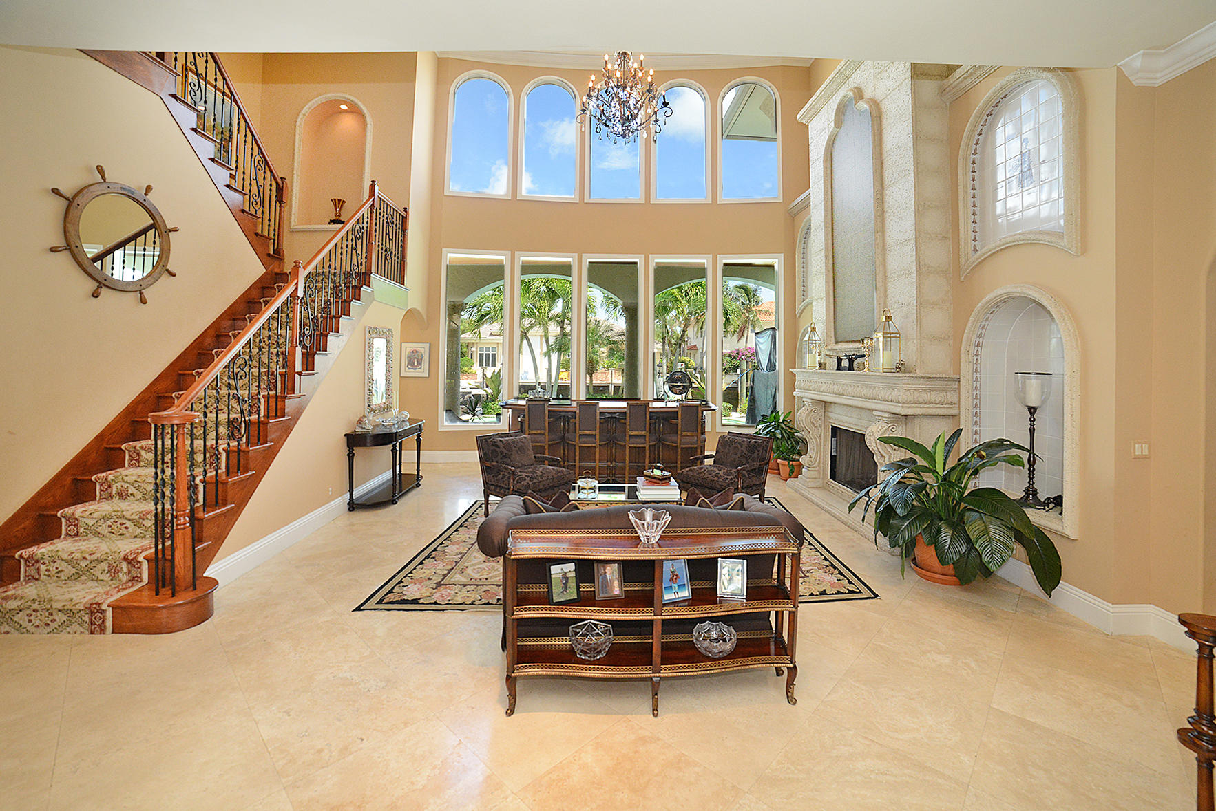 955 Iris Drive Delray Beach, FL 33483 - Photo 5 of 32 Living Room