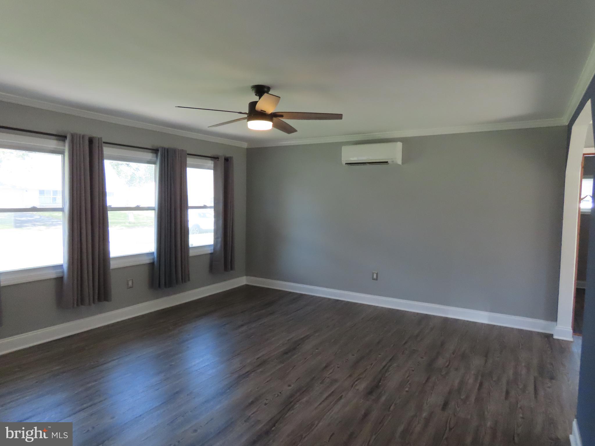 17 Indigo Road Levittown, PA 19057 - Photo 4 of 16 Gallery Image 4