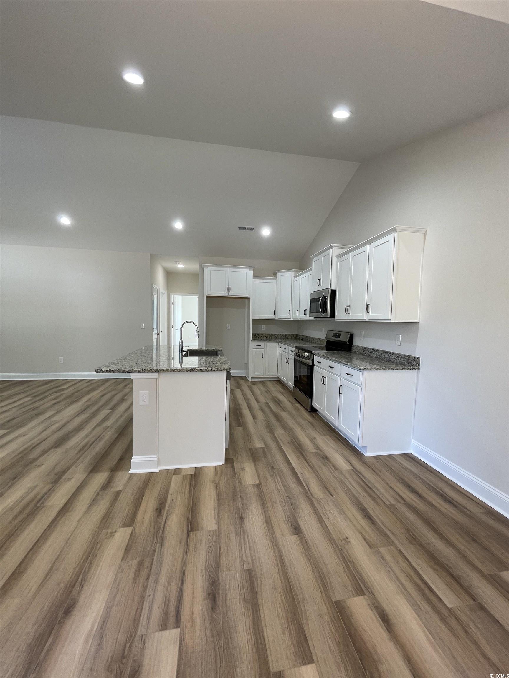 6017 Flossie Road Conway, SC 29527 - Photo 6 of 20 Kitchen with appliances with stainless steel finis