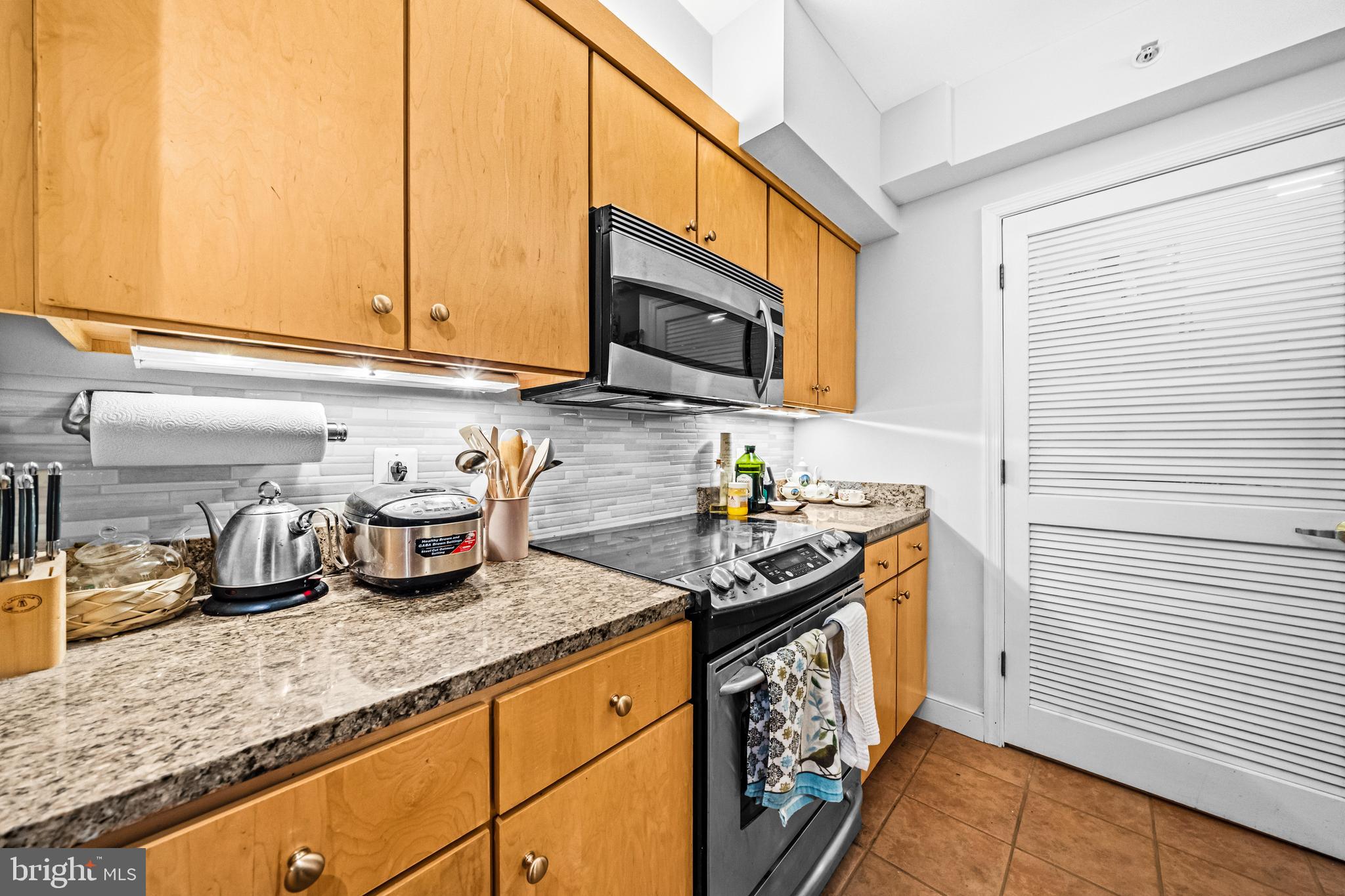 631 D Street Northwest, Unit 829 Washington, DC 20004 - Photo 11 of 72