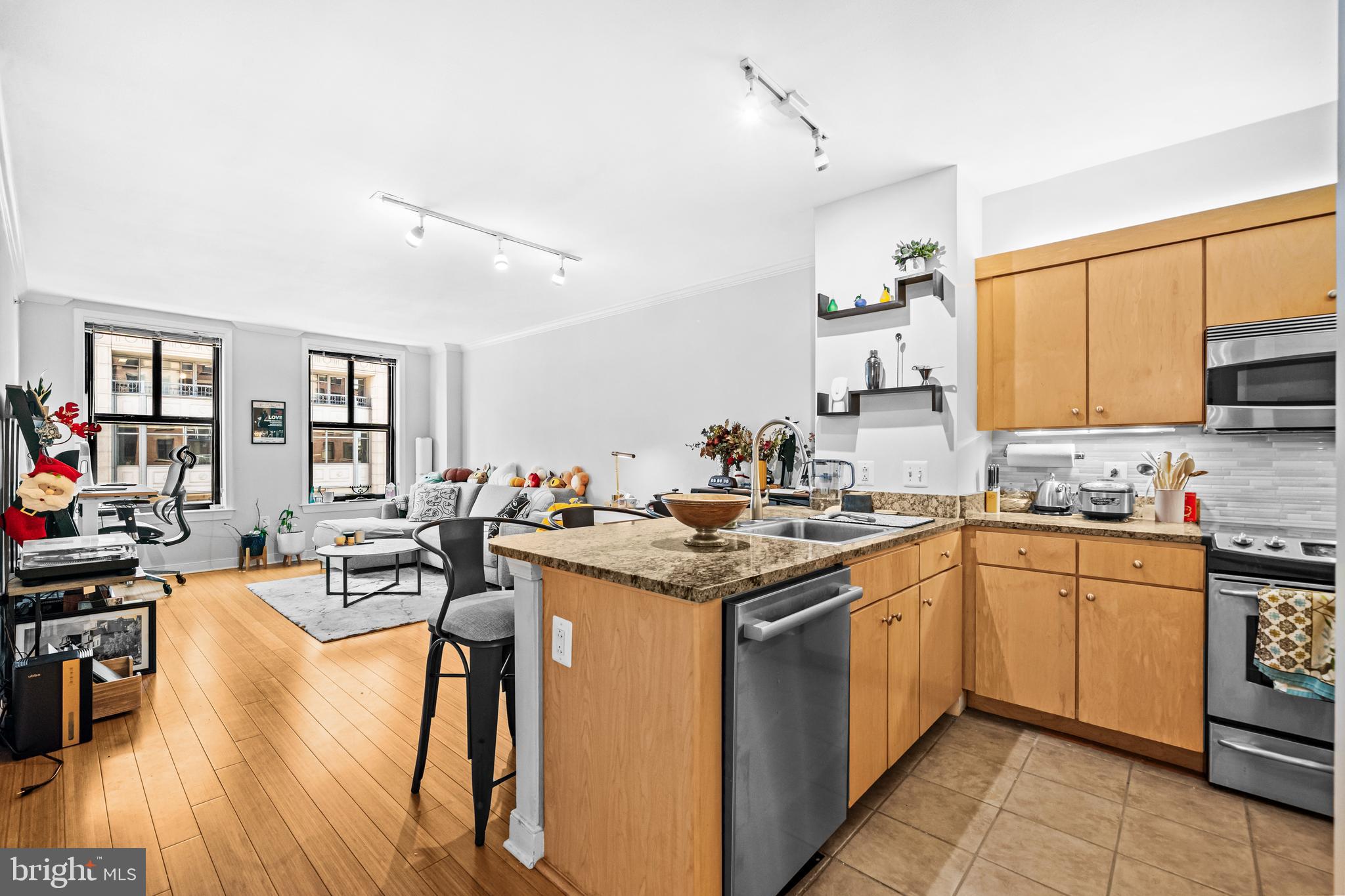 631 D Street Northwest, Unit 829 Washington, DC 20004 - Photo 9 of 72