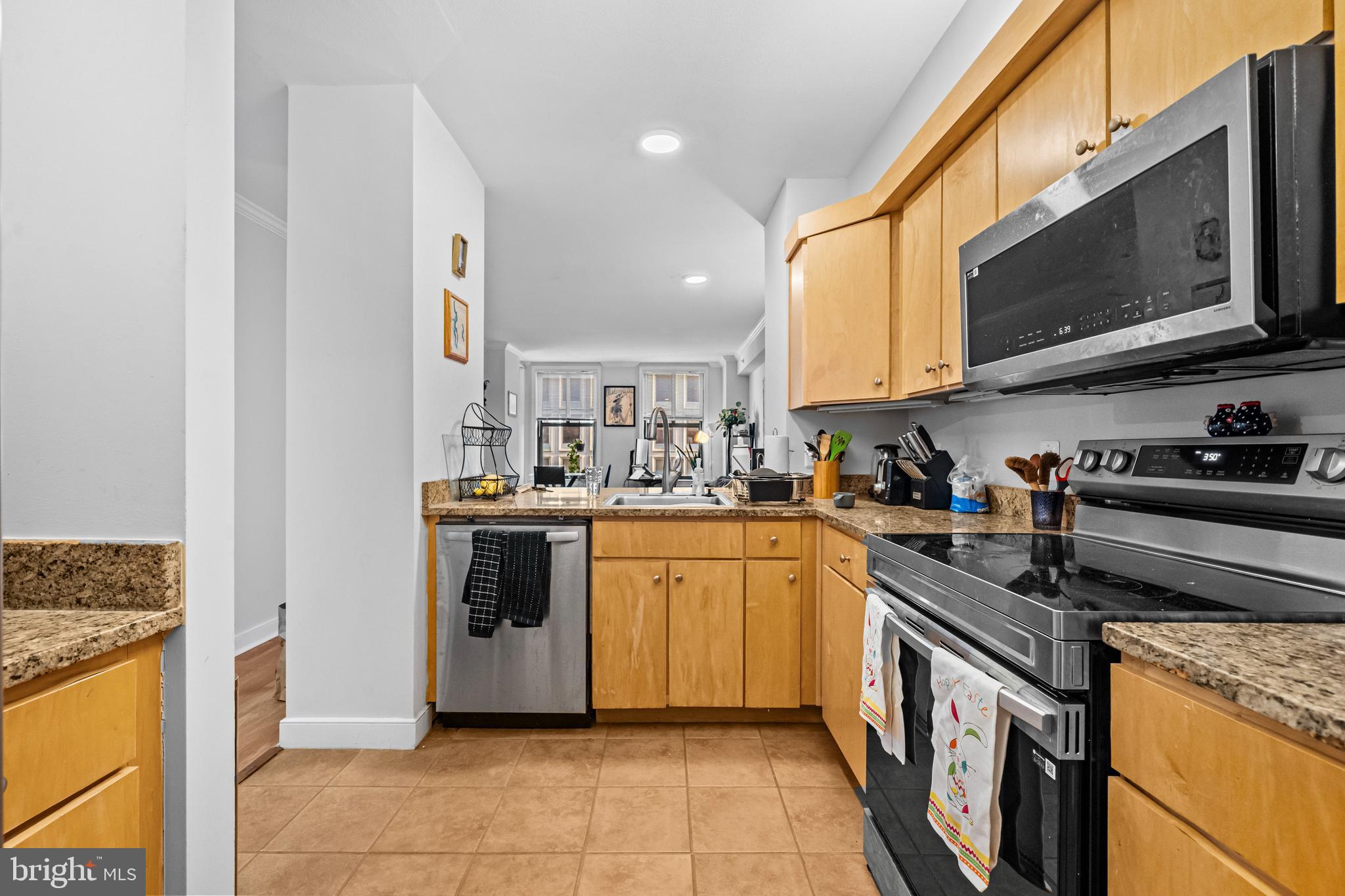 631 D Street Northwest, Unit 829 Washington, DC 20004 - Photo 10 of 72