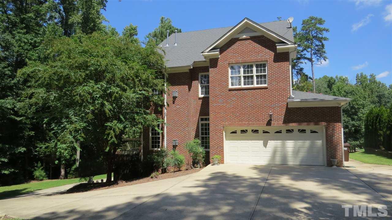 924 Oak Creek Road Raleigh, NC 27615 - Photo 2 of 8